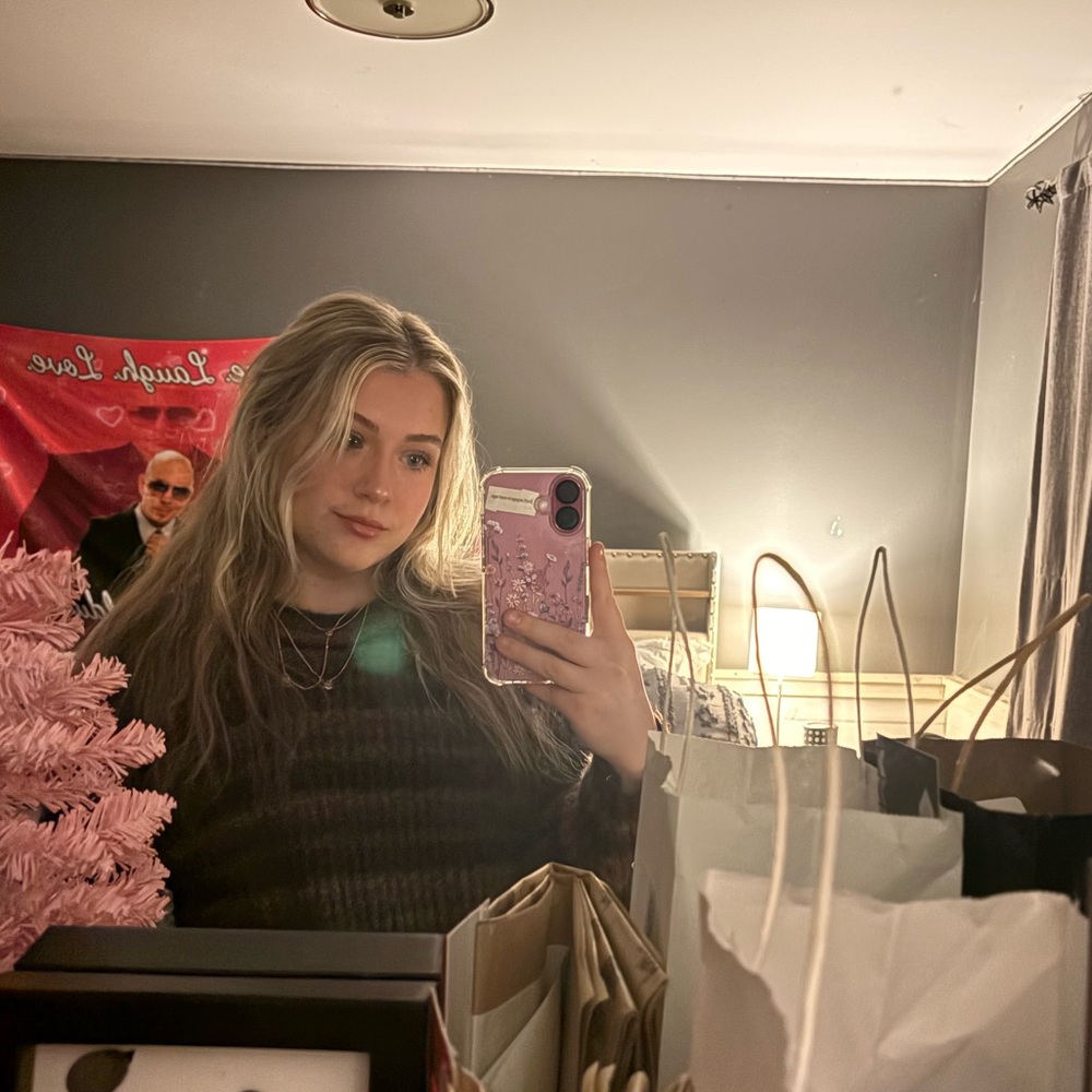 Meet your Posher, Kayleigh